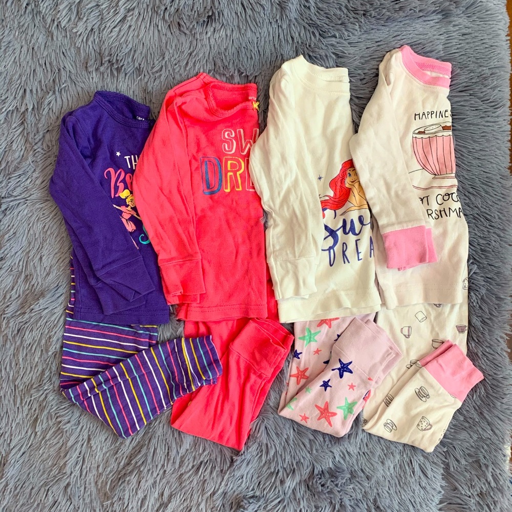 4 set of baby girl pajamas